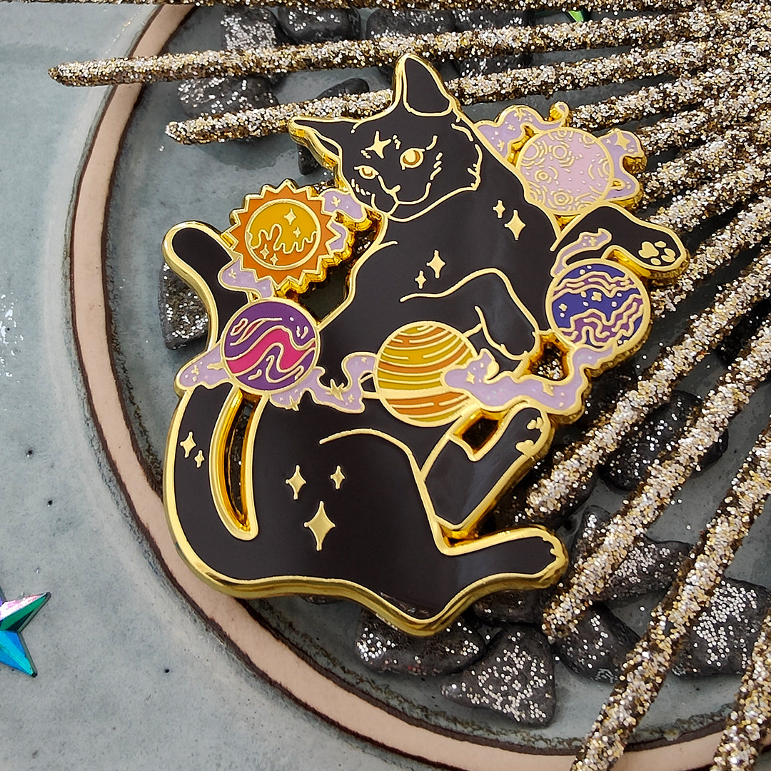katzenjammerpins-galaxy-cat-hard-enamel-pin-schwarz image 2