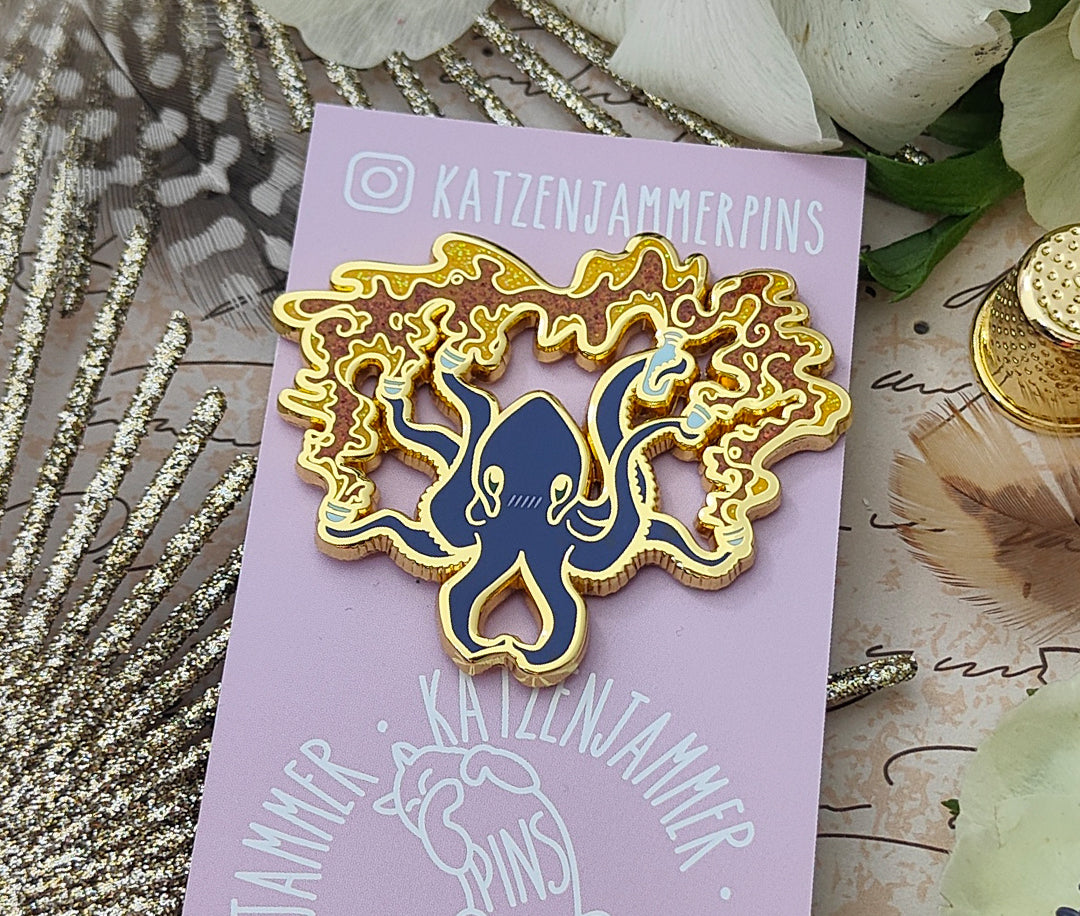 katzenjammerpins-sakekrake-bp241-38-pin-lila-oktopus image 4