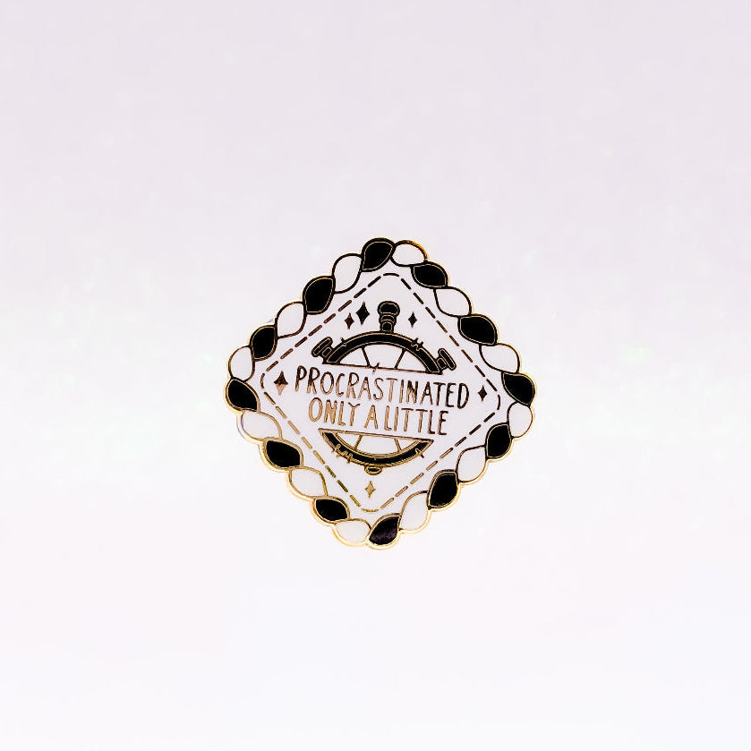 miamouz-enamel-pins-procrastinated-pin-41mm-gold image 1