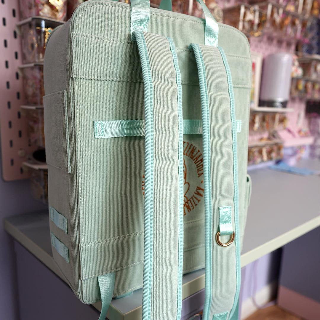 katzenjammerpins-ita-bag-backpack-rucksack-mint-silber image 2