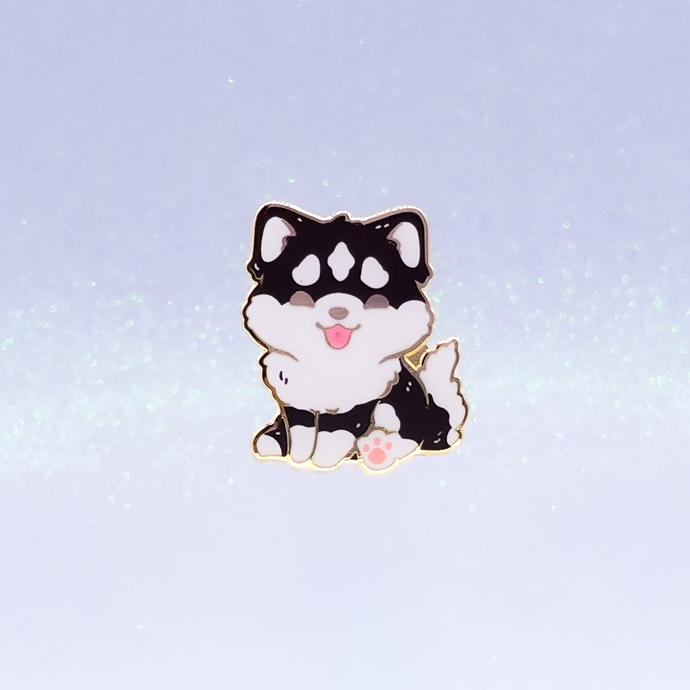 miamouz-enamel-pins-husky-alaskan-malamute-emaille-pin-schwarz-wei image 1