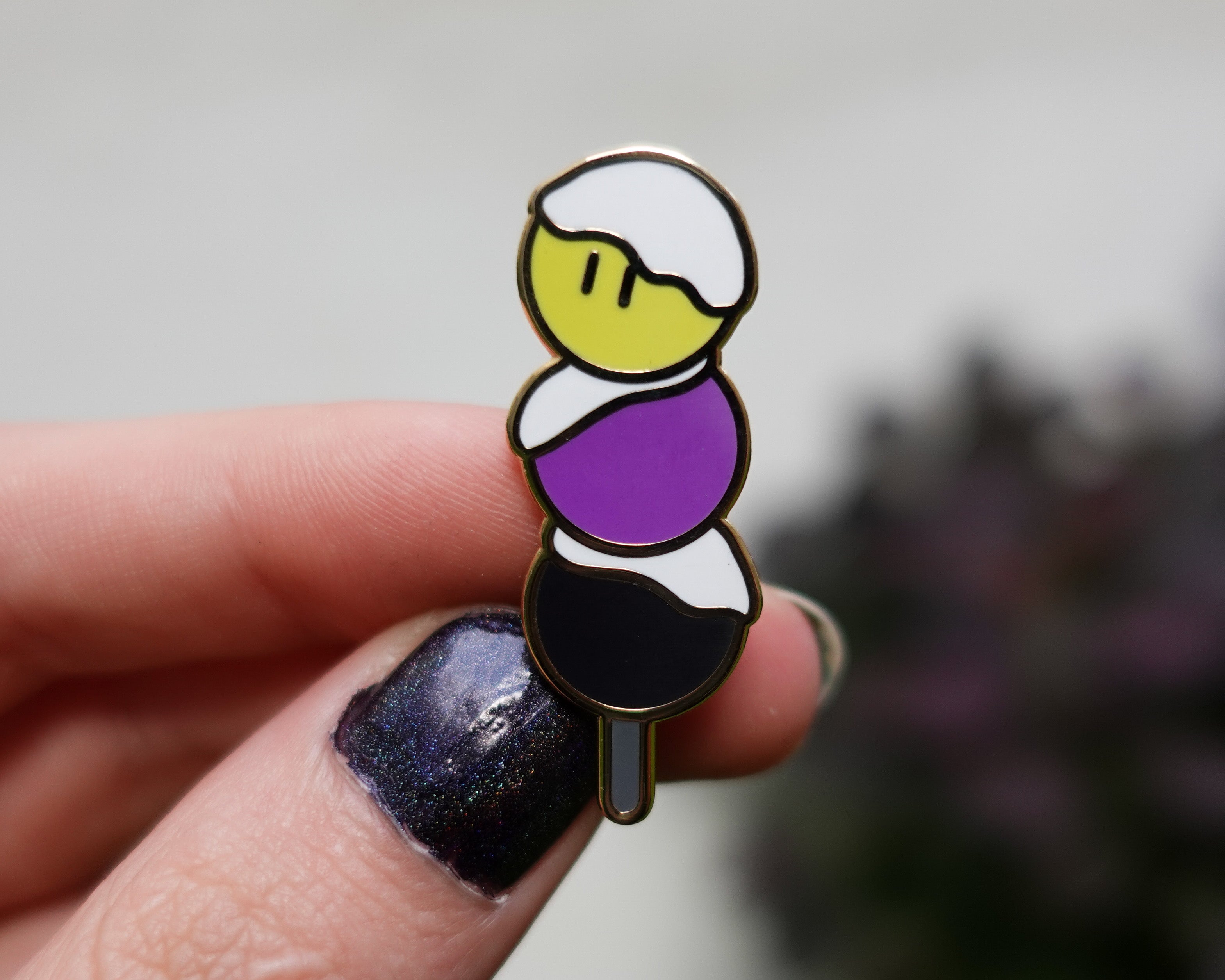kabujiro-enamel-pins-pride-dango-emaille-pin-non-binary image 2