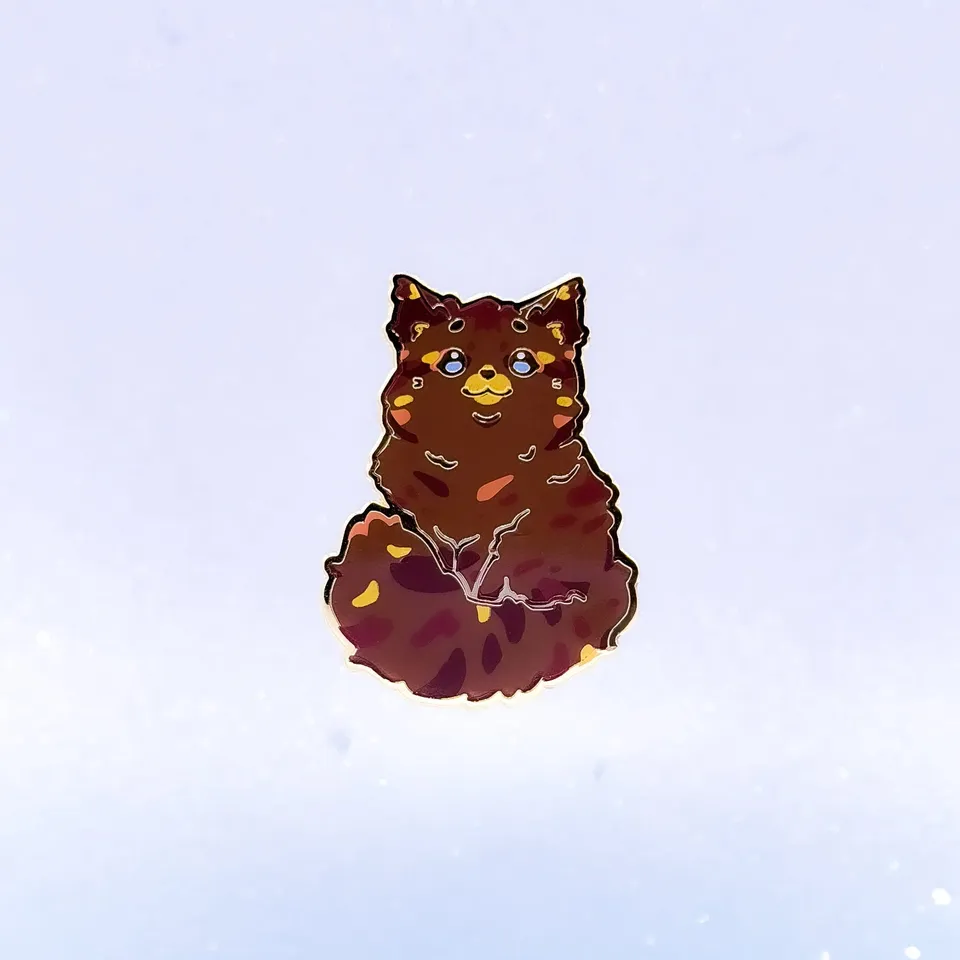 miamouz-maine-coon-enamel-pin-braun-tabby-katze image 1