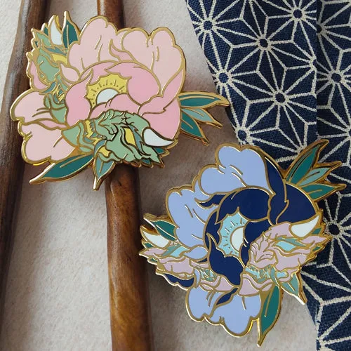 katzenjammerpins-hannya-peony-emaille-pin-pink-gold image 1