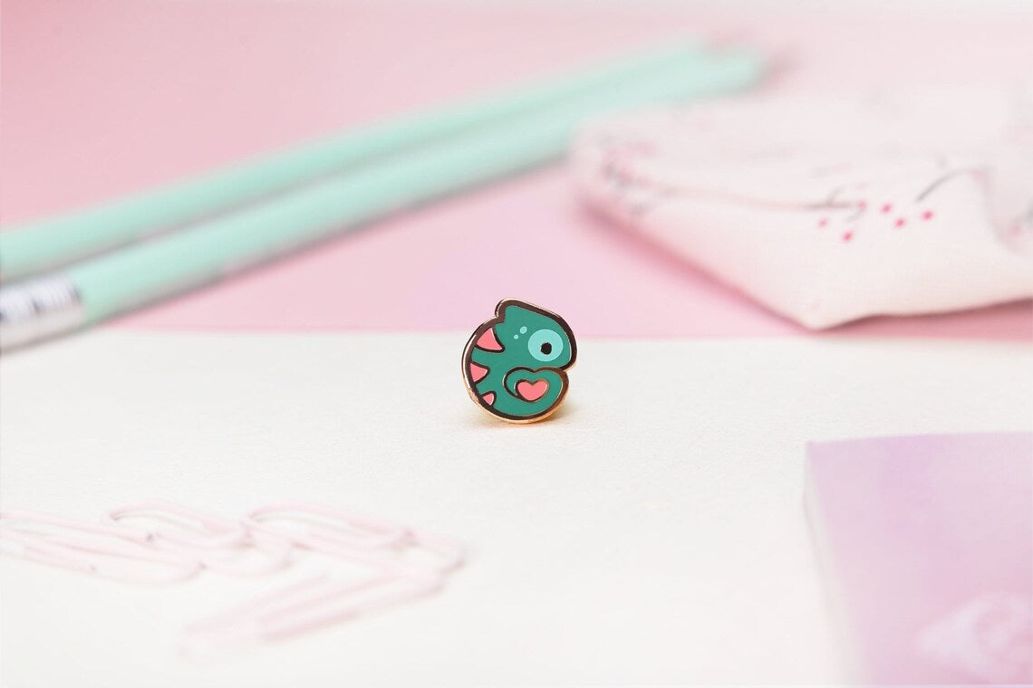 miamouz-tiny-love-chameleon-mini-emaille-pin-herz-13mm image 3