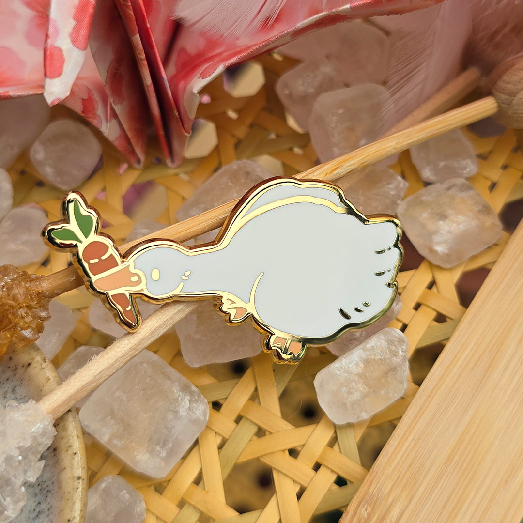 katzenjammerpins-duck-snacks-emaille-pin-standard-gold image 2