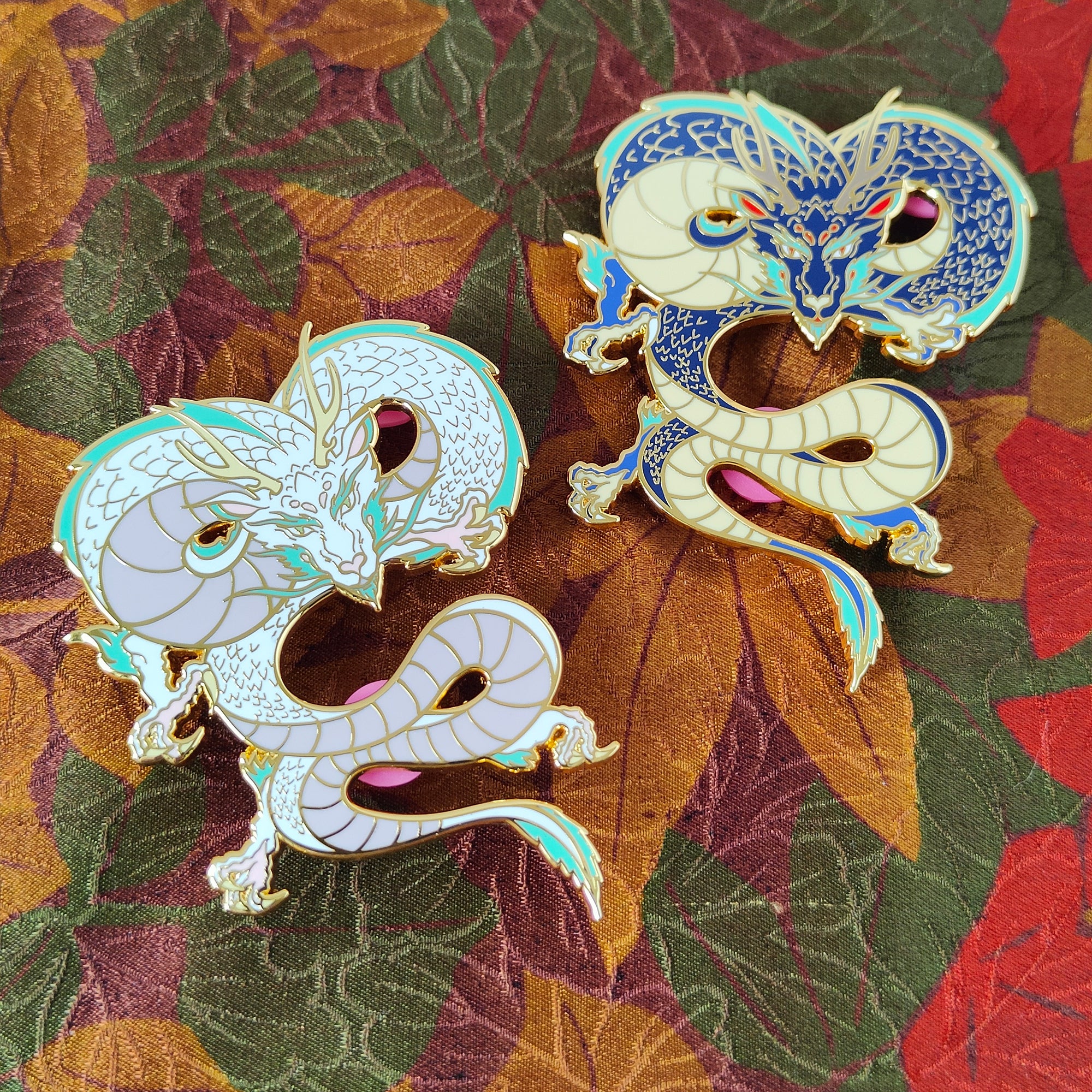 katzenjammerpins-dragon-emaille-pin-lp241-9-wei-standard-drache image 4