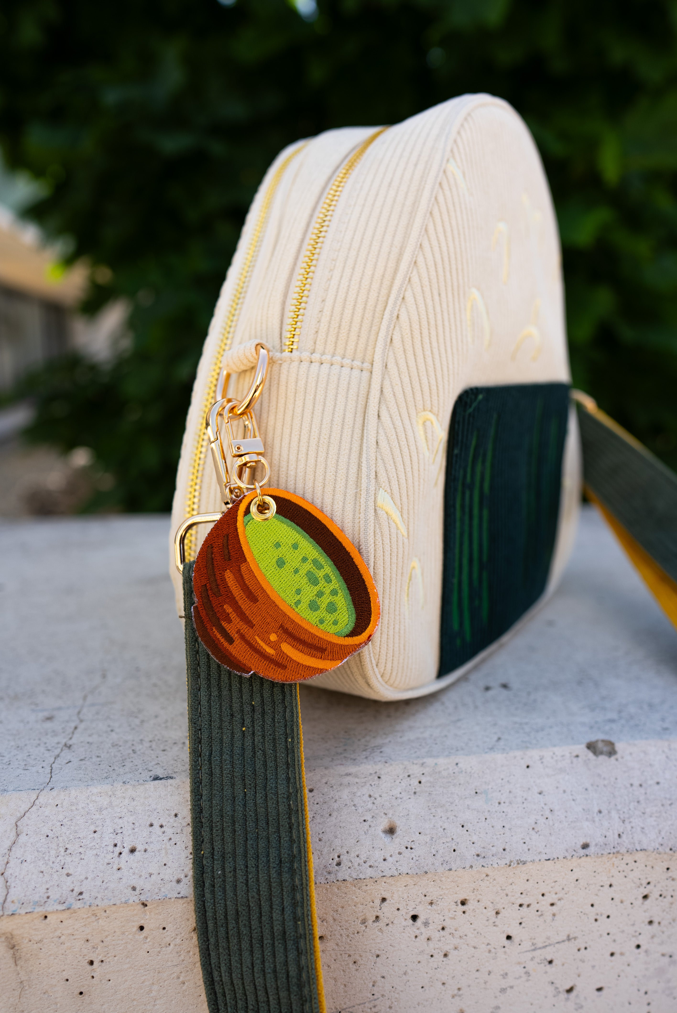 kabujiro-matcha-bowl-stick-charm-schl-sselanh-nger image 2