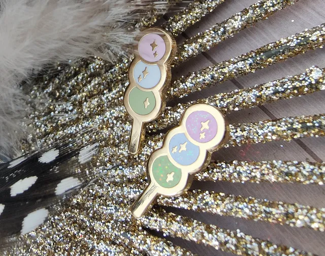 katzenjammerpins-hanami-dango-minipin-emaille-pin-standard image 1