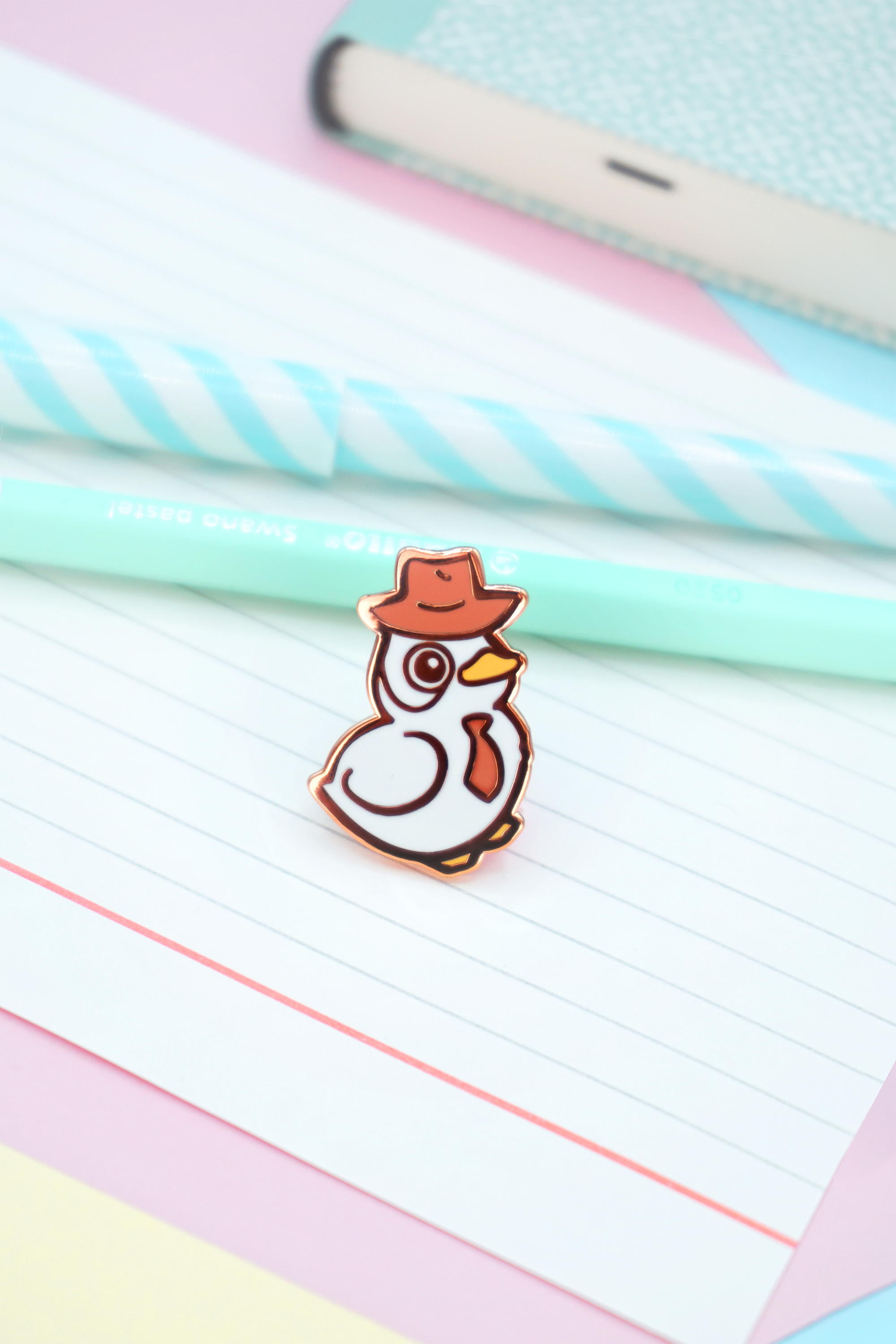miamouz-enamel-pins-duck-detective-emaille-pin-27-mm image 2