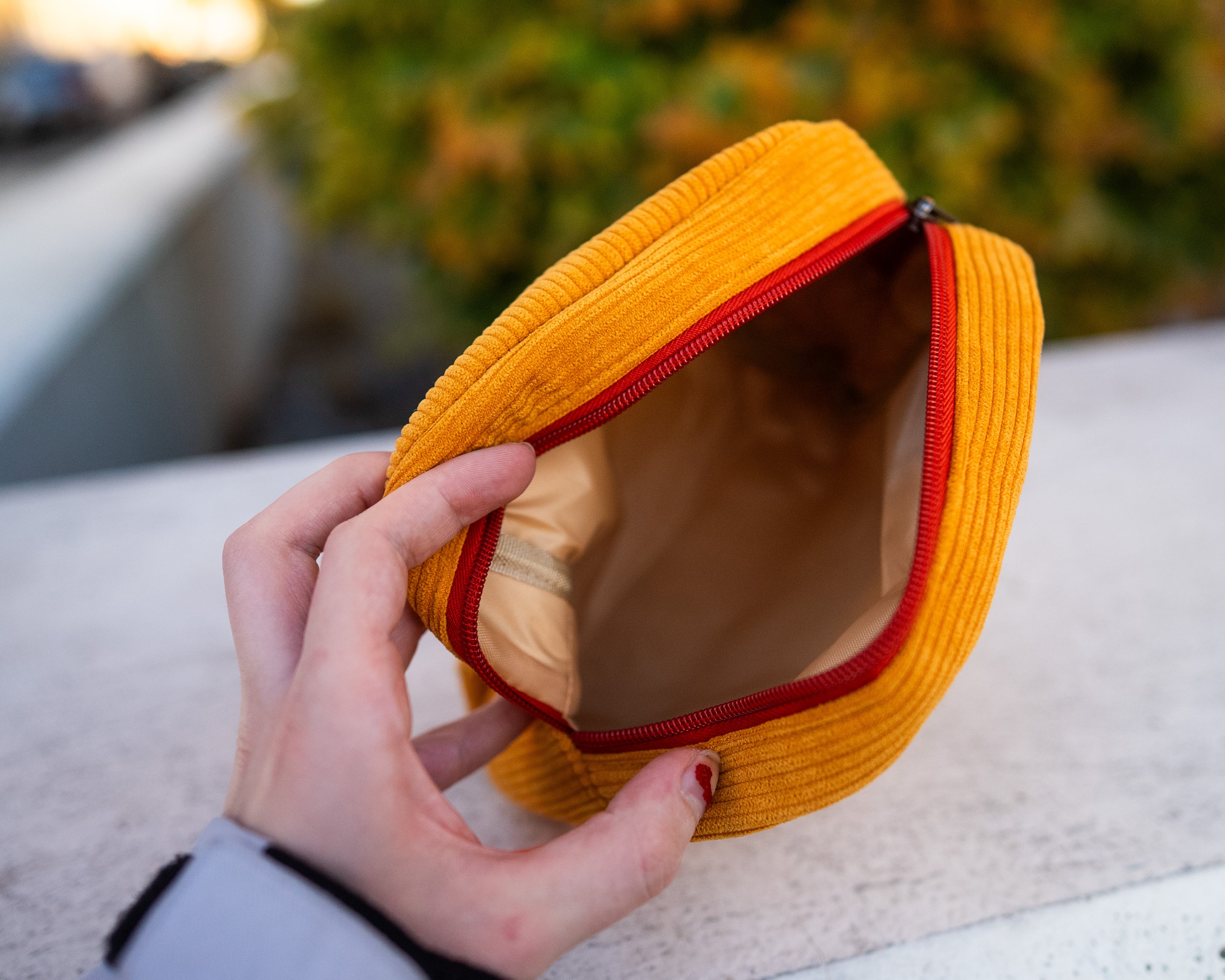 kabujiro-sushi-maki-travel-pouch-kosmetiktasche-cord-bestickt image 3