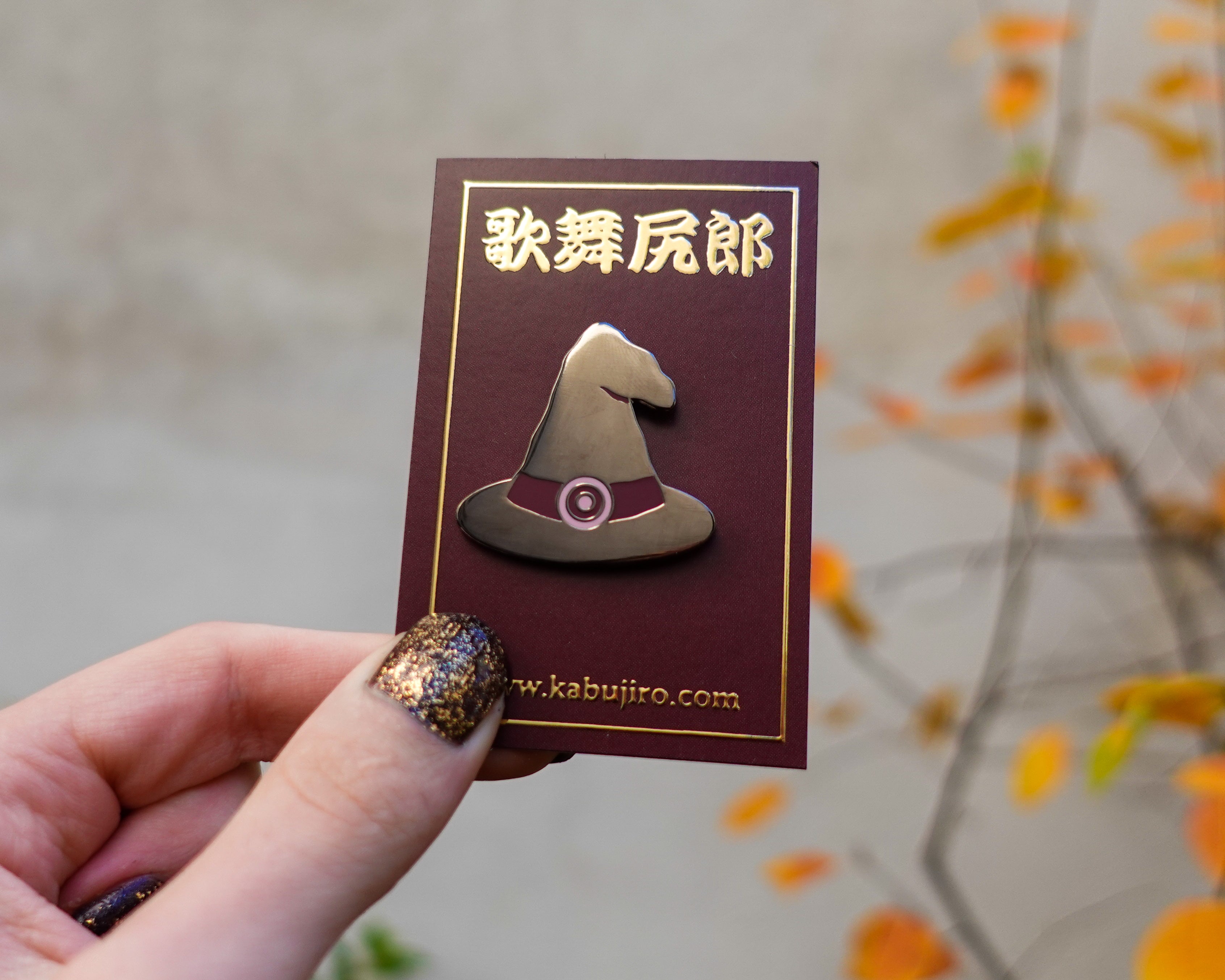 kabujiro-enamel-pins-witchy-essentials-pin-set-3x-35mm image 3