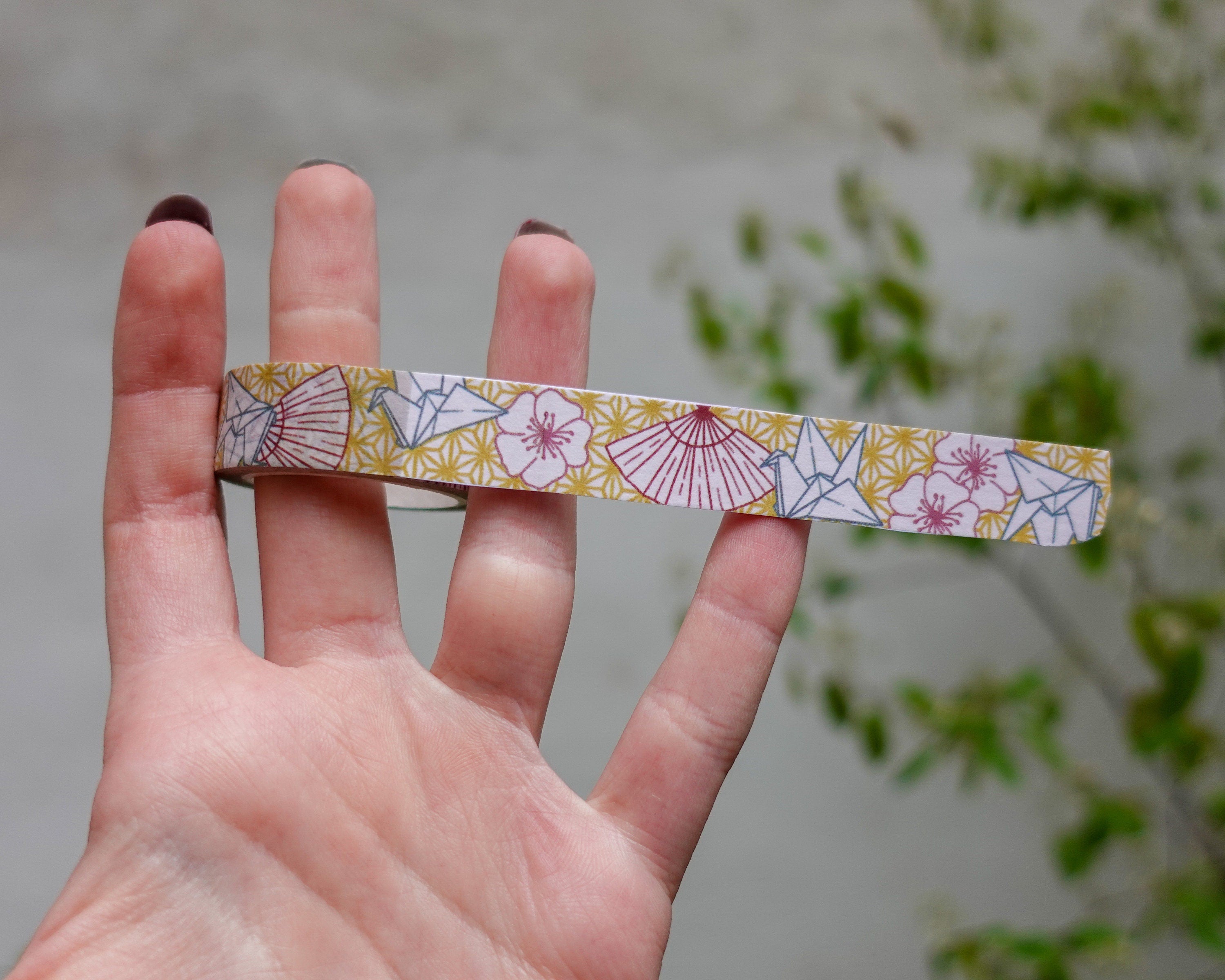kabujiro-spring-in-japan-cherry-blossom-washi-tape-15mm-sakura image 2