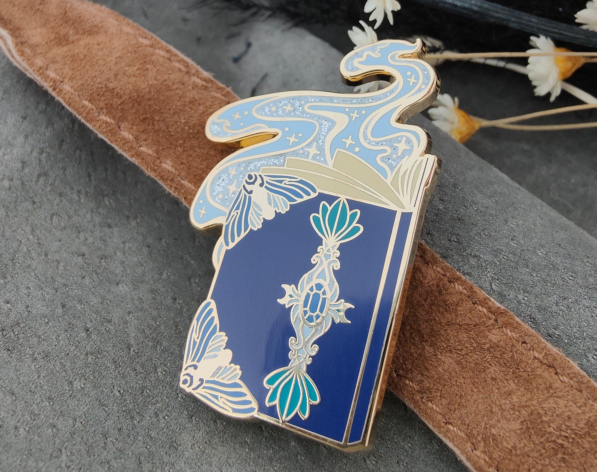 katzenjammerpins-hard-enamel-pins-cleric-s-book-enamel-pin-midnight-gold image 3