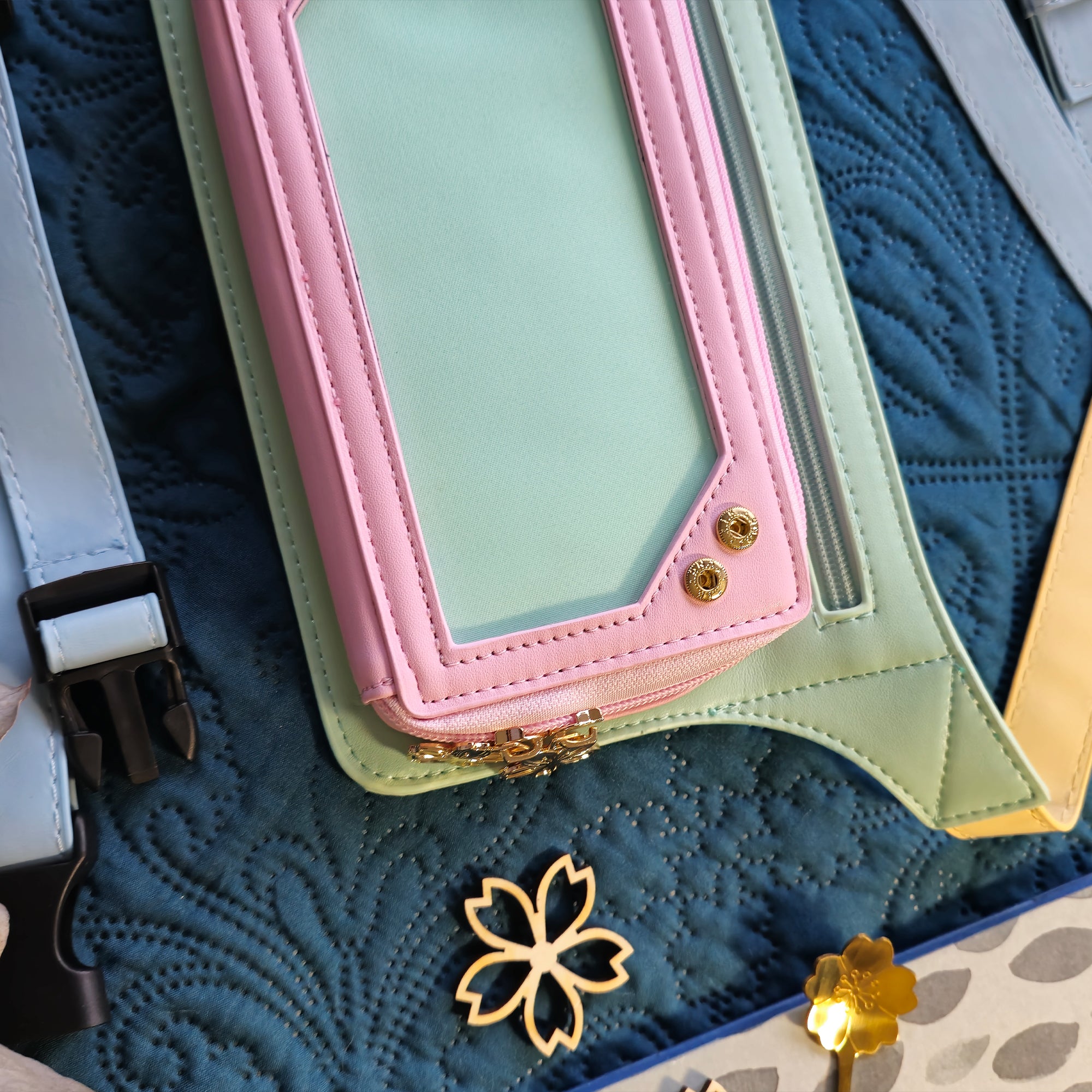 katzenjammerpins-ita-bag-pastel-color-block-bauchtasche image 4