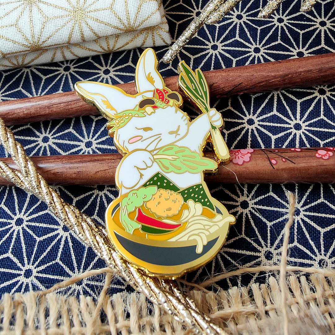 katzenjammerpins-rabbit-ramen-master-pin-hase image 1