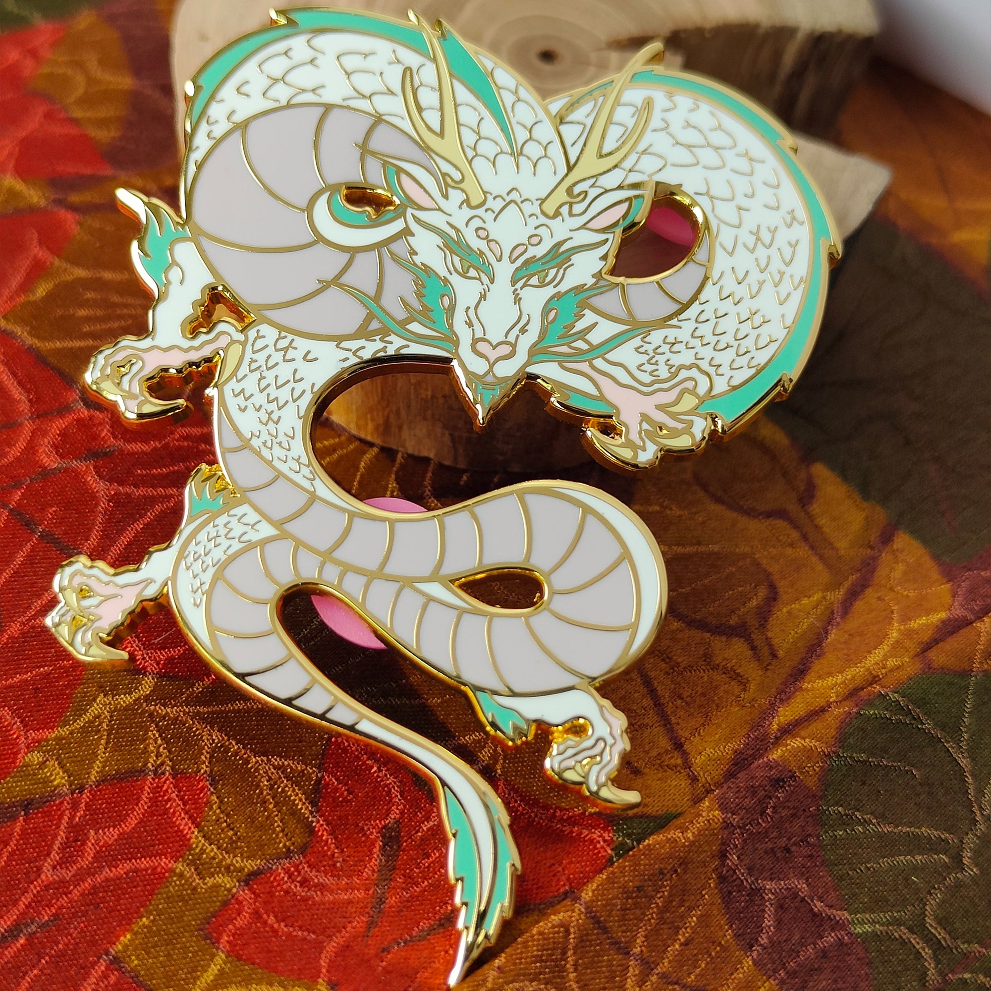 katzenjammerpins-dragon-emaille-pin-lp241-9-wei-standard-drache image 2