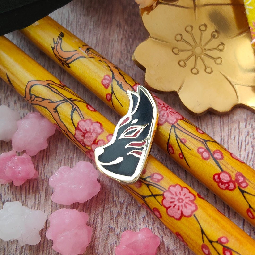 katzenjammerpins-kitsune-mask-pin-wei-hard-enamel image 7