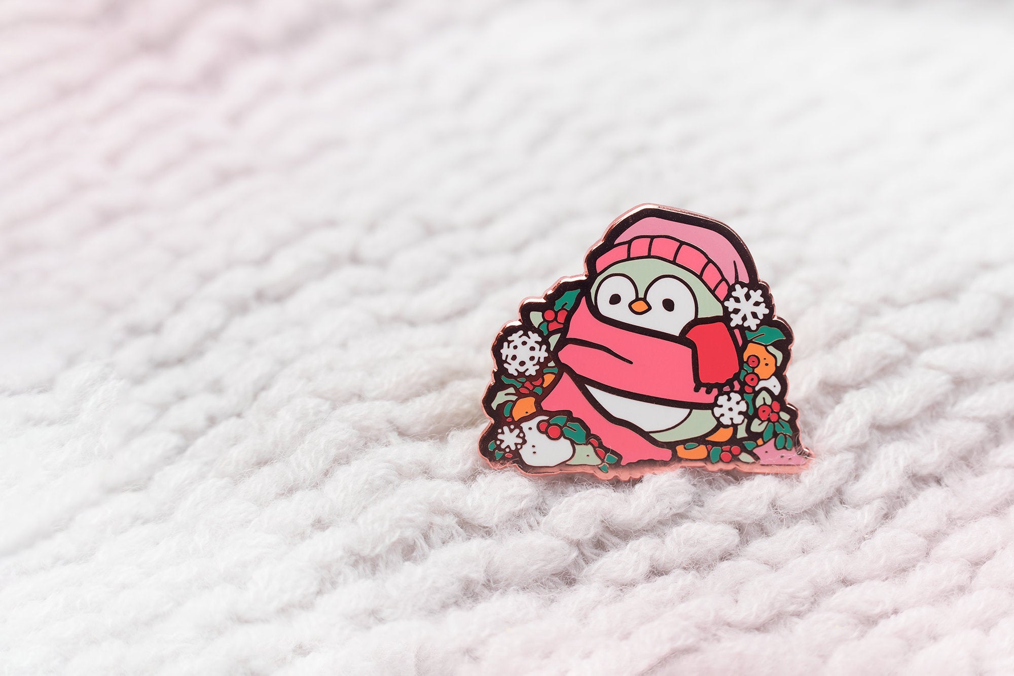 miamouz-winter-pinguin-emaille-pin-mit-schal-normal-quality image 2