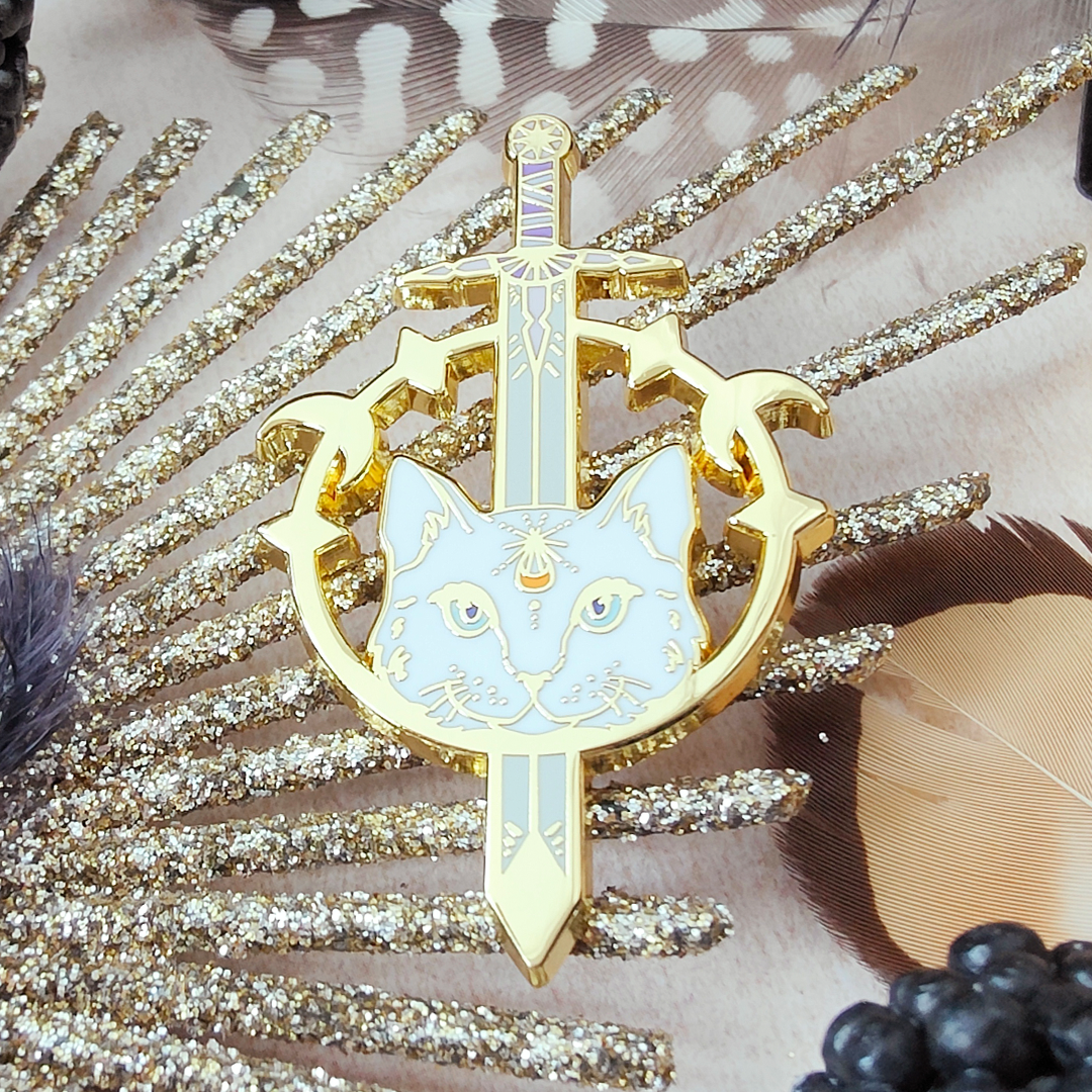 katzenjammerpins-cat-of-swords-emaille-pin-black-glitzer image 3