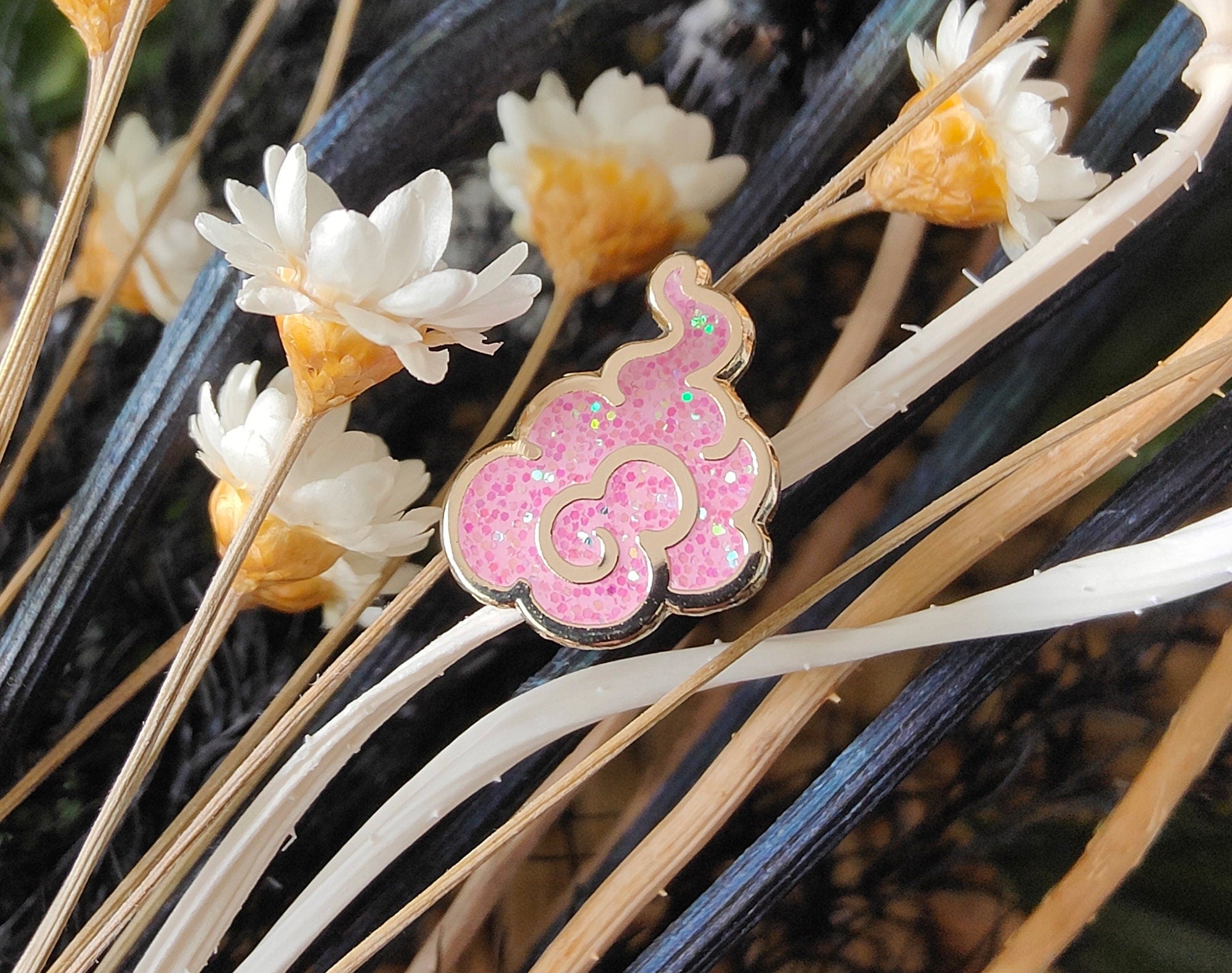 katzenjammerpins-glitter-cloud-minipin-white-lights-wei-gold image 4