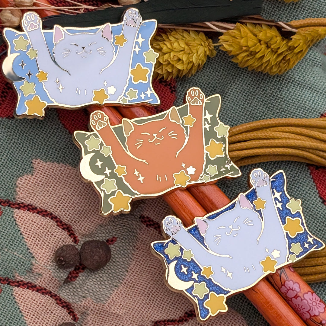 katzenjammerpins-napcat-emaille-pin-white-on-blue-glitter image 1