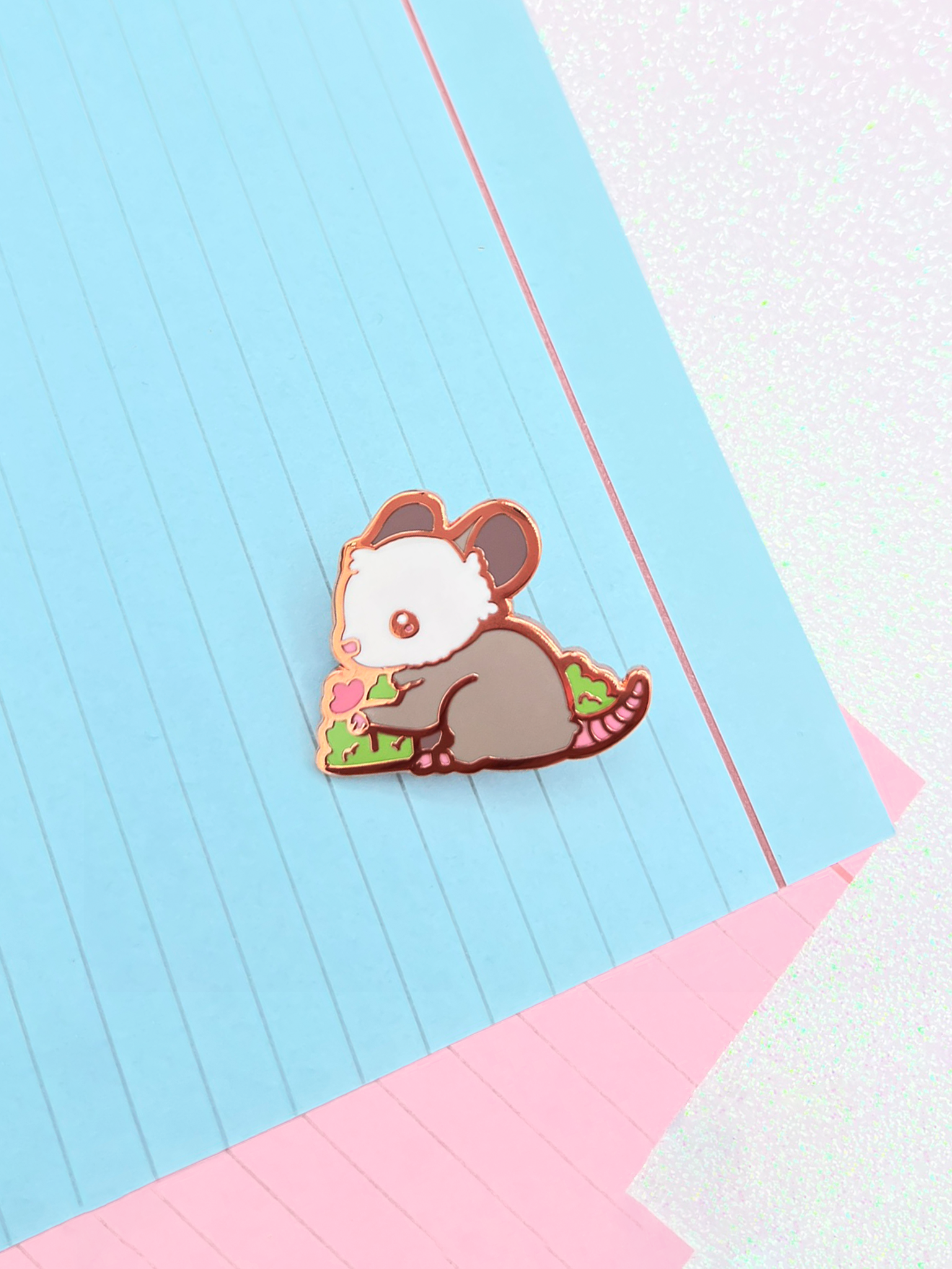 miamouz-opossum-flower-emaille-pin-30x26mm-kupfer image 2