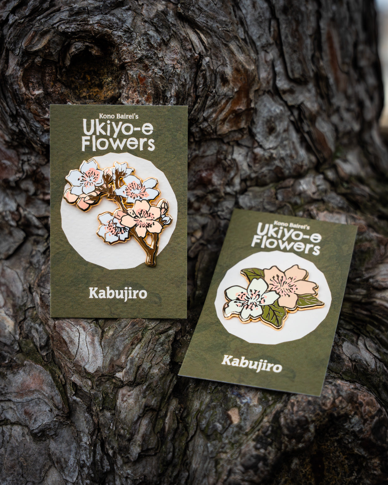 kabujiro-ukiyo-e-flowers-emaille-pin-blind-bag image 4