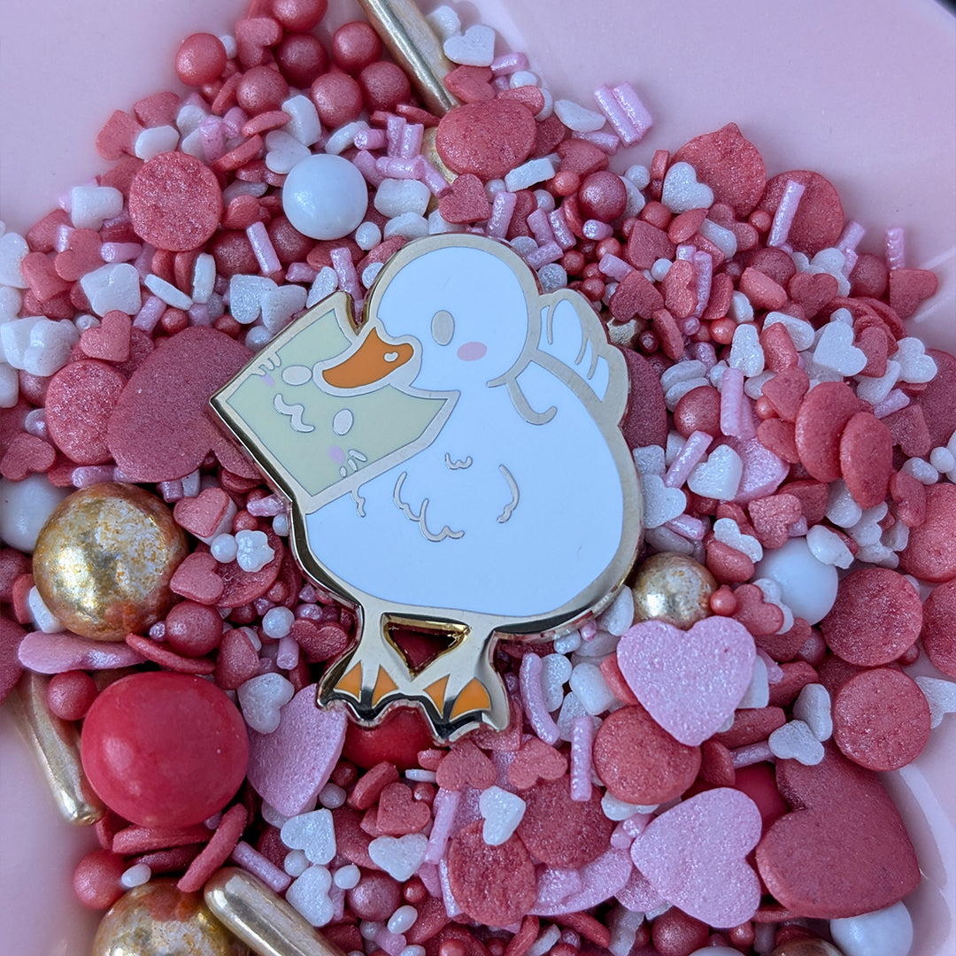 katzenjammerpins-duck-hard-enamel-pin-gold-2-8cm image 3