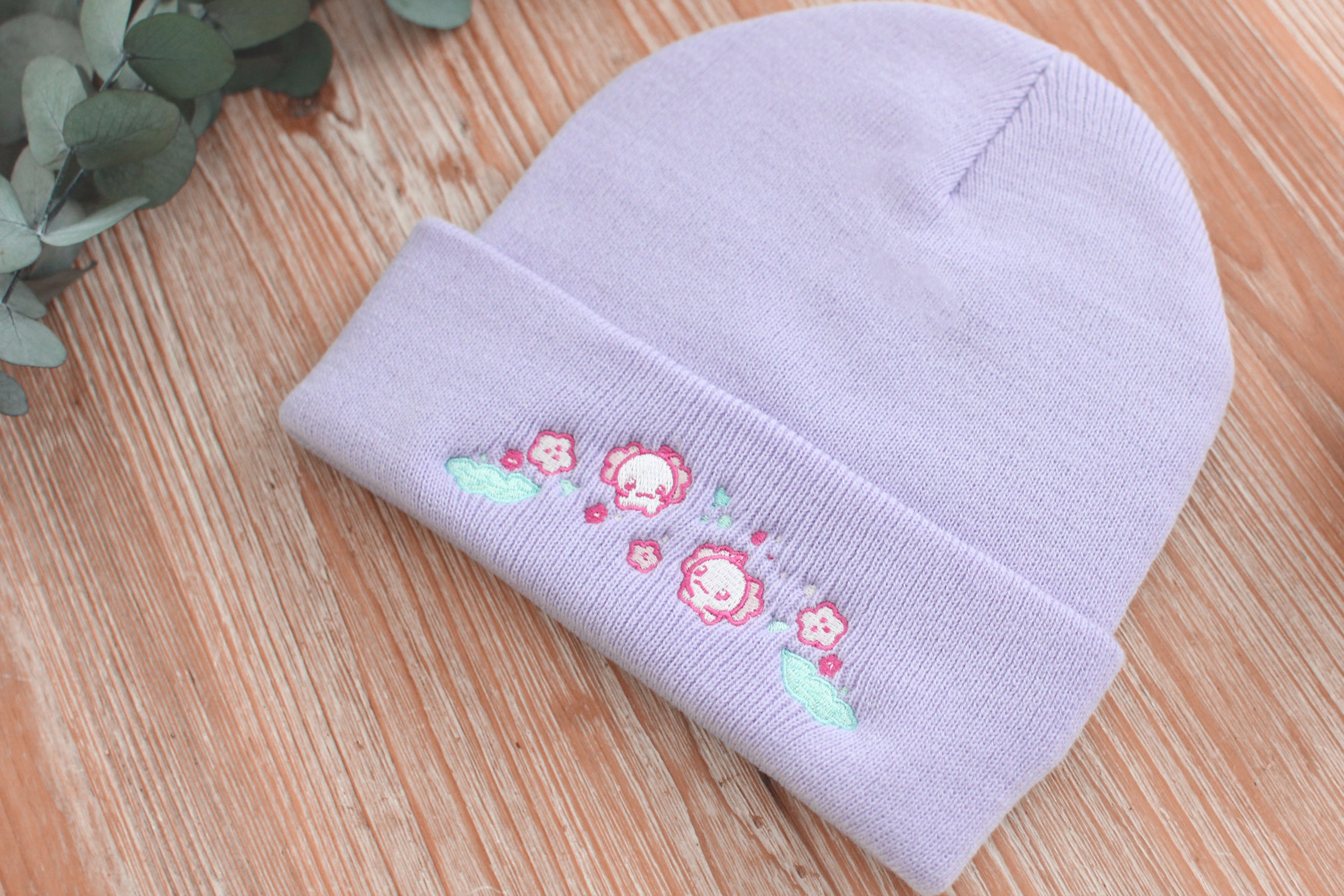 miamouz-beanies-axolotl-winterm-tze-beanie-lavendel-bestickt image 3