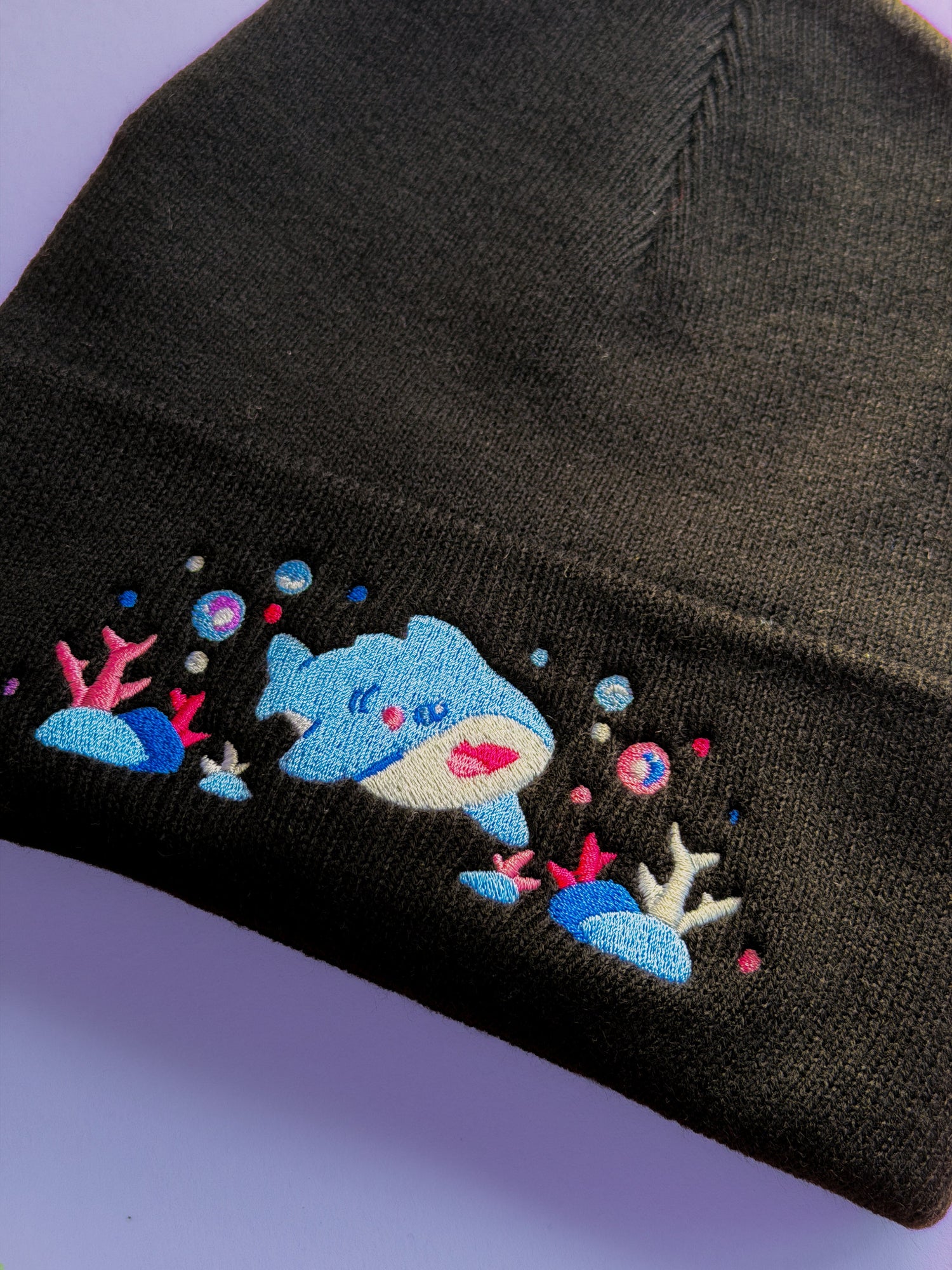 miamouz-beanies-happy-shark-winter-hat-beanie-schwarz-bestickt image 2