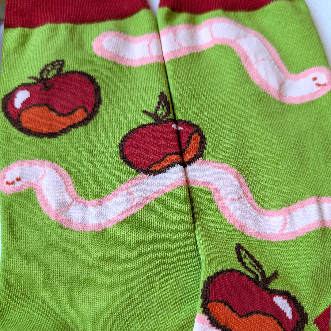 katzenjammerpins-apple-worms-art-socken-baumwolle-38-47 image 2