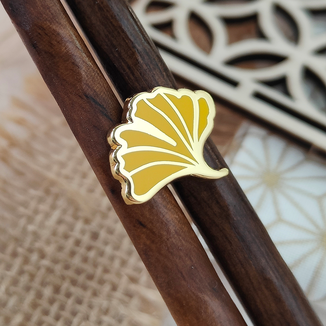katzenjammerpins-hard-enamel-pins-ginkgo-mini-a-emaille-pin-mini image 1