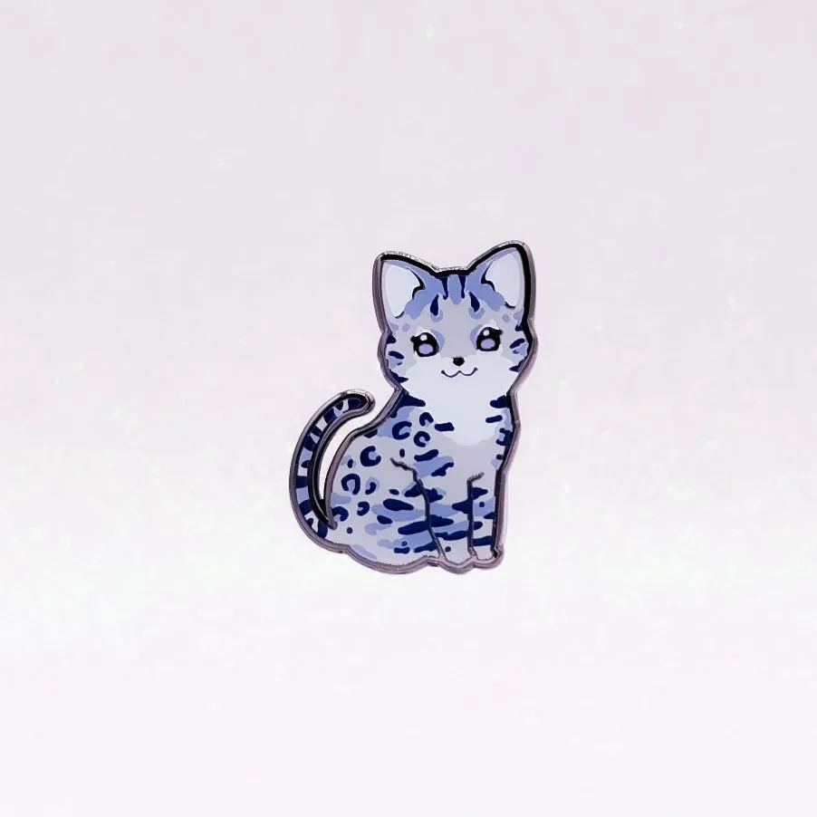miamouz-bengal-cat-blue-emaille-pin-katze-blau-25x34mm image 1