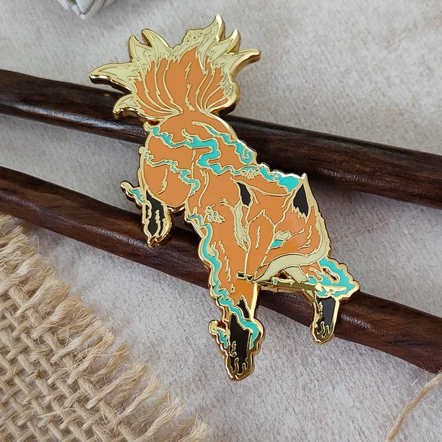 katzenjammerpins-nine-tails-emaille-pin-glow-in-the-dark image 1