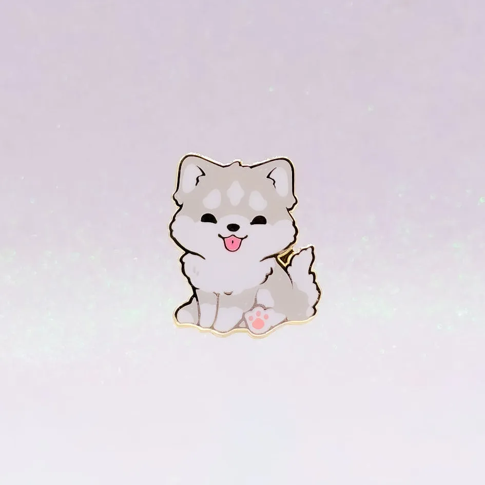 miamouz-enamel-pins-husky-malamute-pin-hellgrau-wei image 1