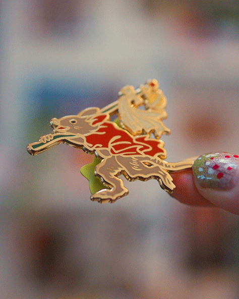 kabujiro-animal-circus-running-rat-enamel-pin-60x49mm image 3