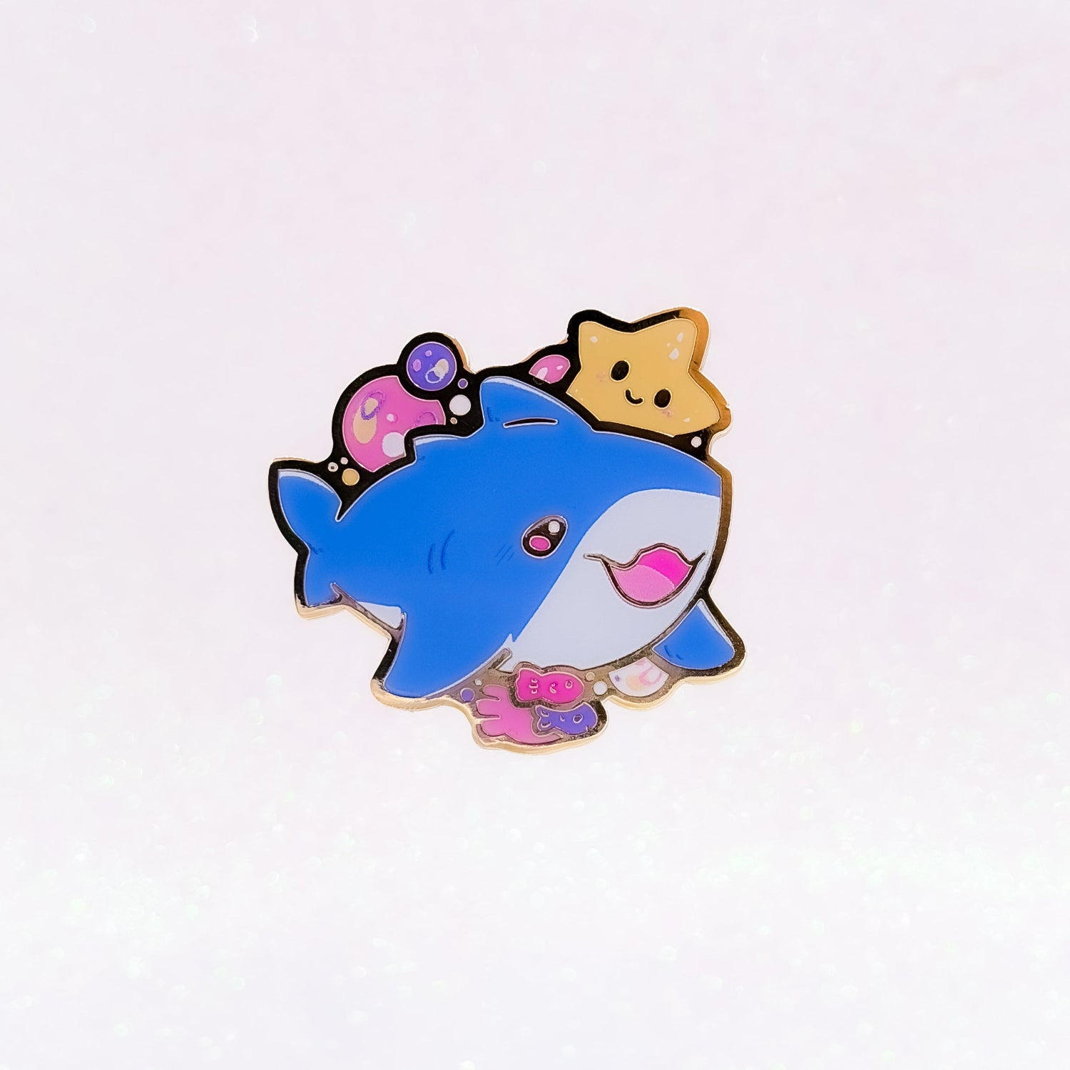 miamouz-shark-adventures-pin-hai-35x39-mm image 1
