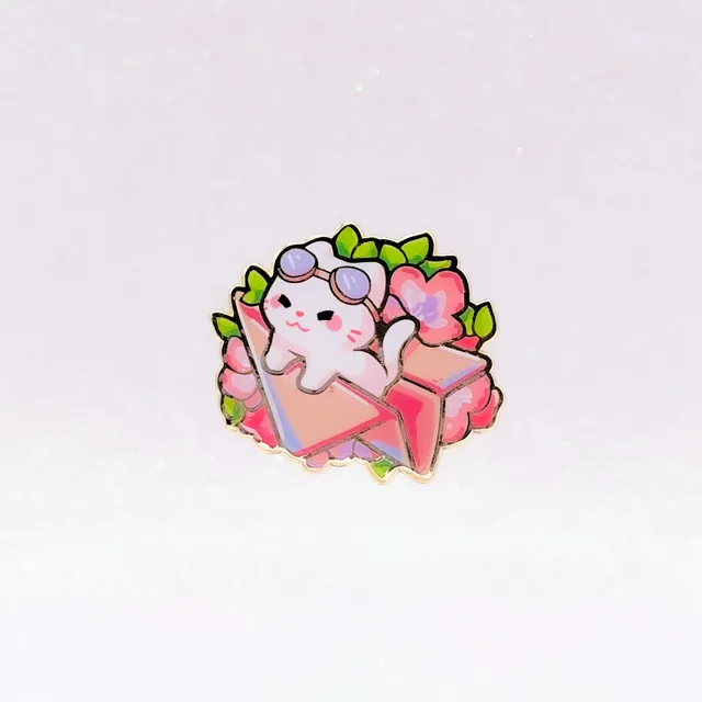 miamouz-white-kitty-papierflieger-emaille-pin-40-mm image 1