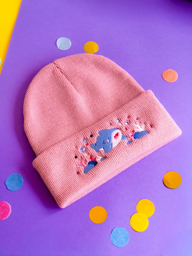 miamouz-happy-shark-beanie-m-tze-powder-pink-strick image 1