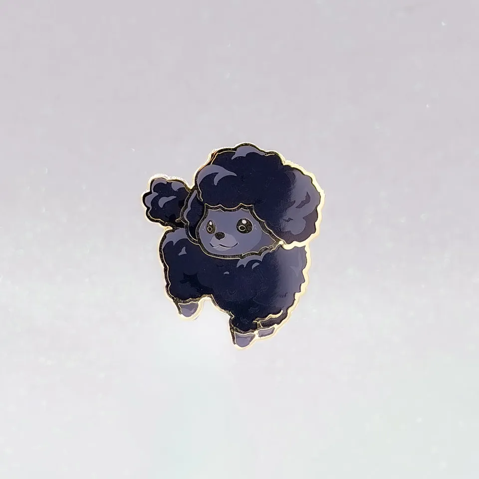 miamouz-pudel-emaille-pin-dunkelgrau-schwarz-normal image 1