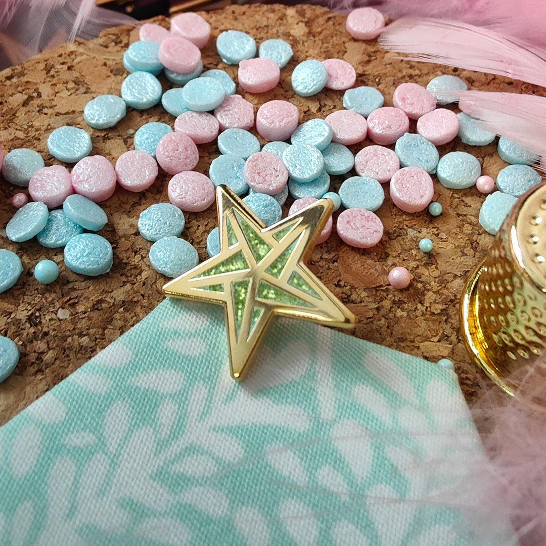 katzenjammerpins-origami-star-emaille-pin-rainbow-pastel image 6