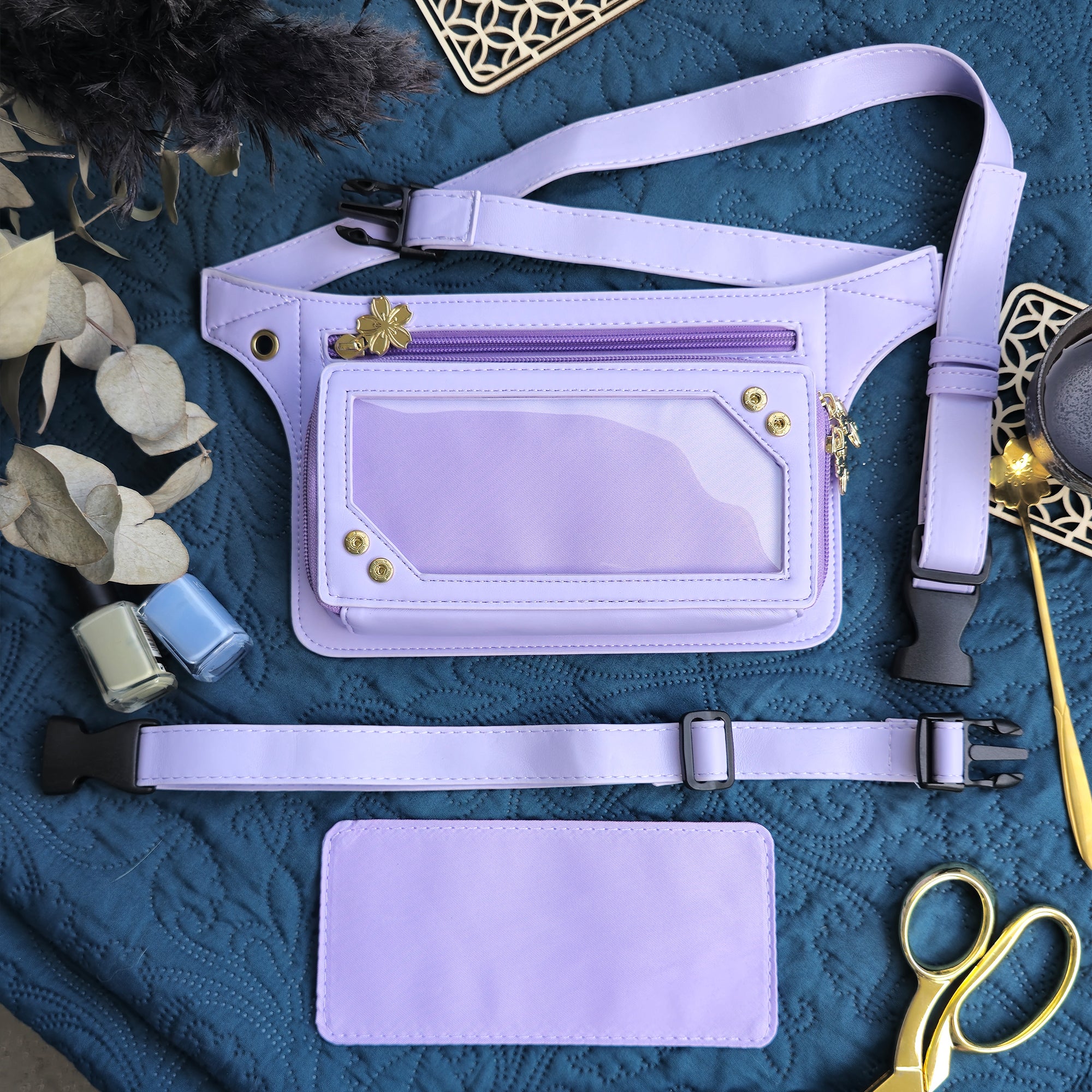 katzenjammerpins-ita-bag-bauchtasche-lila-pins-fenster-standard image 2