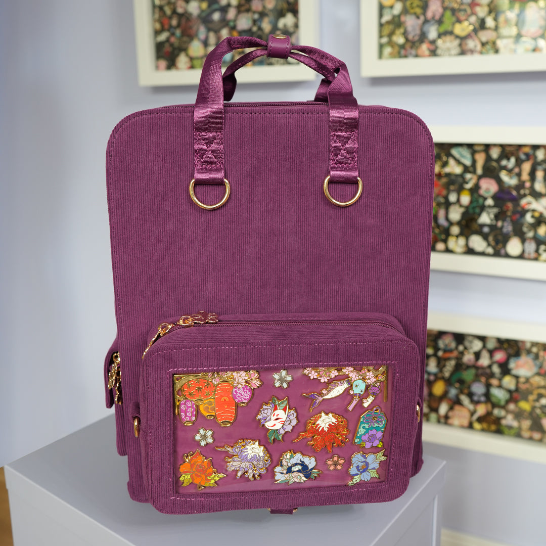 katzenjammerpins-ita-bag-rucksack-berry-fronttasche-gold image 2