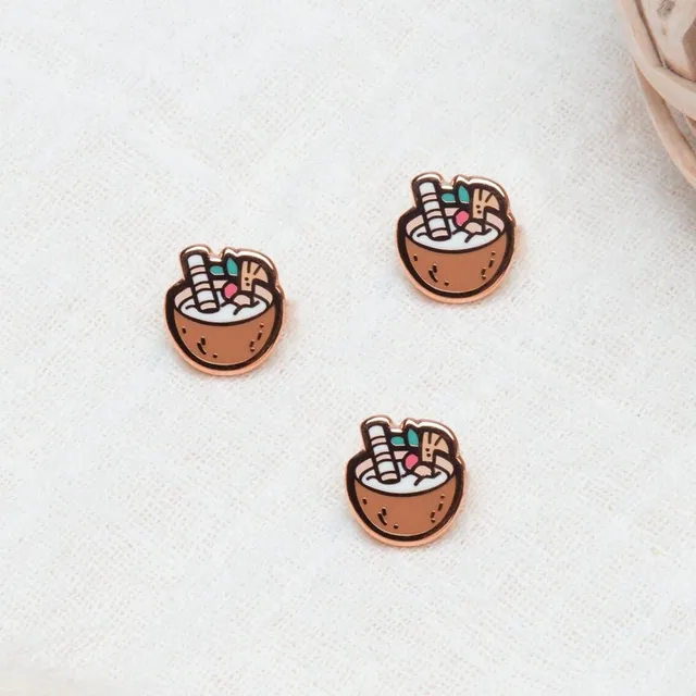 miamouz-coconut-pina-colada-emaille-pin-15-mm image 1