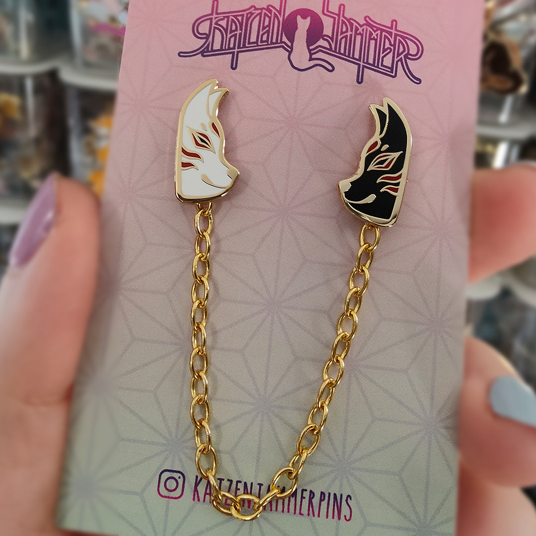 katzenjammerpins-kitsune-mask-pin-wei-hard-enamel image 2