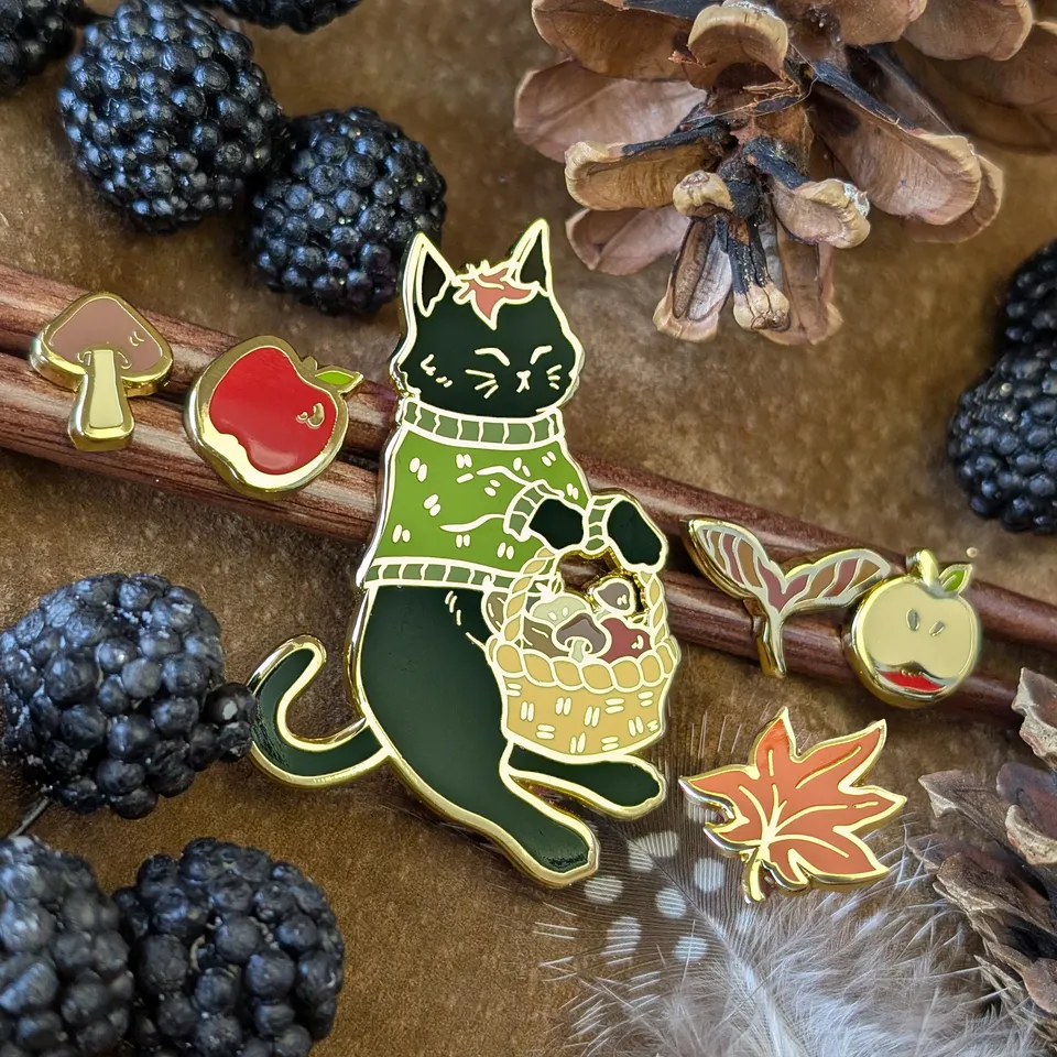 katzenjammerpins-cottage-cat-hard-enamel-pin-gold-standard image 1