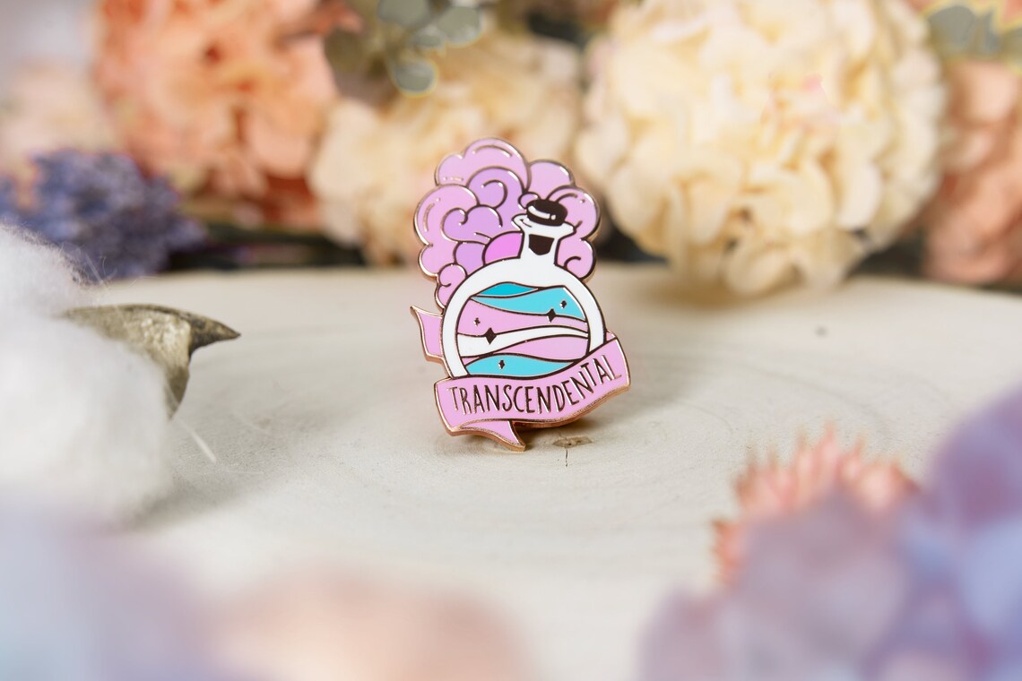 miamouz-pride-potions-transgender-emaille-pin-25x38mm image 3