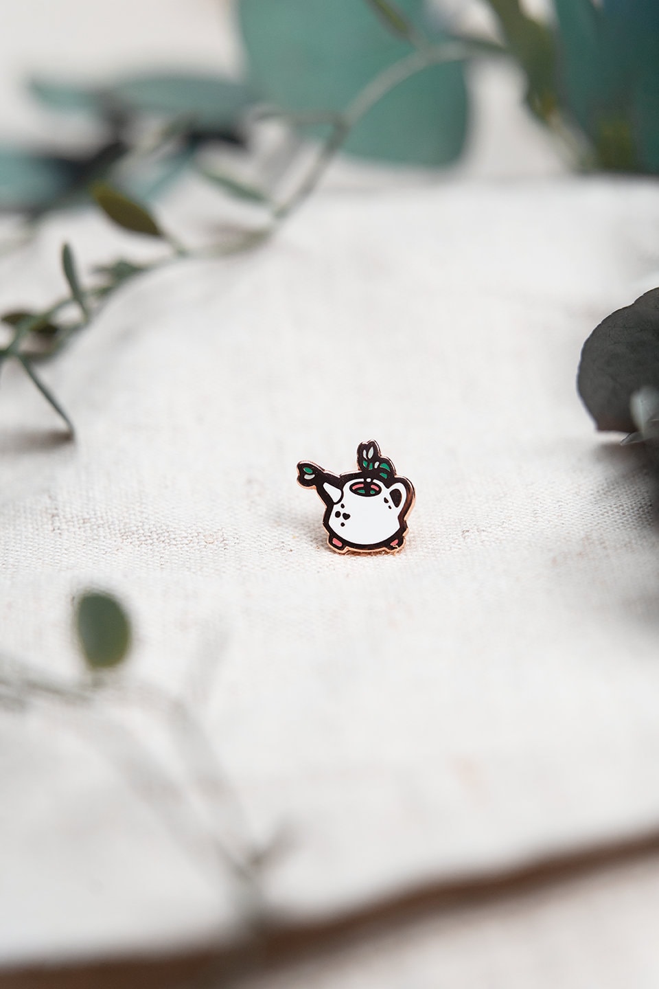 miamouz-gie-kanne-emaille-pin-pflanzen-14x15mm image 2