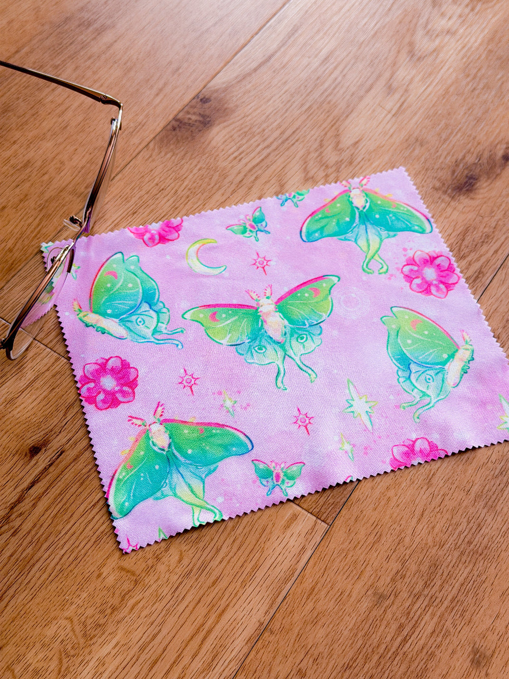 miamouz-luna-moth-mikrofasertuch-brille-15x18-cm-motte image 2